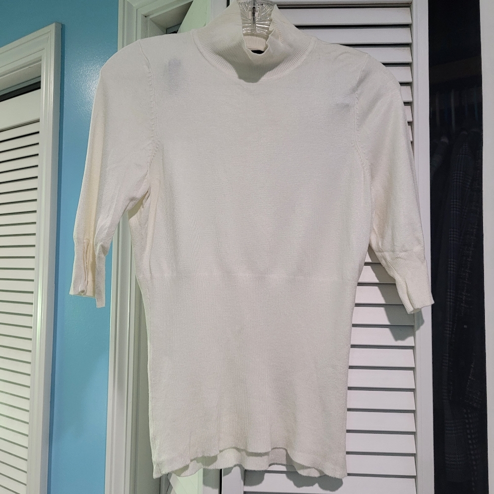 Express lightweight Sweater